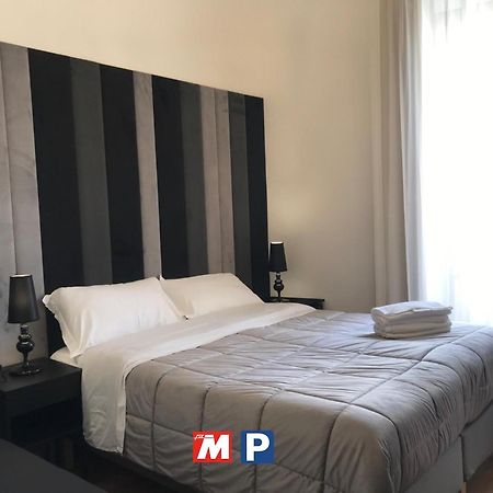Motta Palace Apartments & Rooms Motta SantʼAnastasia Εξωτερικό φωτογραφία