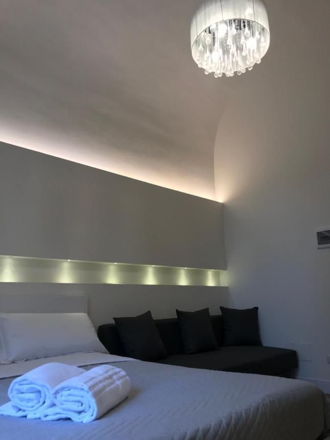 Motta Palace Apartments & Rooms Motta SantʼAnastasia Εξωτερικό φωτογραφία