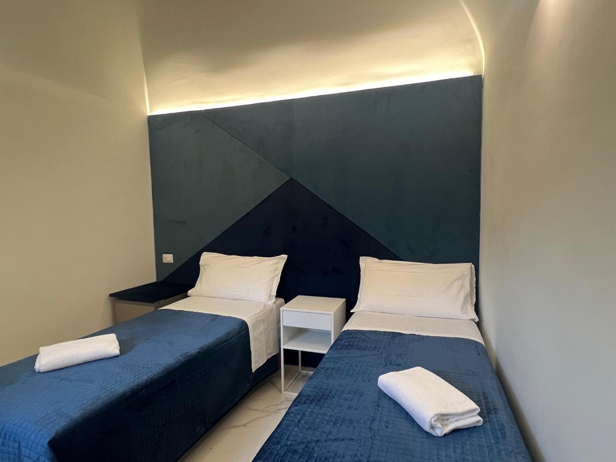 Motta Palace Apartments & Rooms Motta SantʼAnastasia Εξωτερικό φωτογραφία